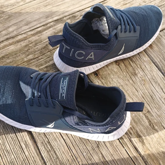 Nautica Navy Blue Sneakers - Picture 6 of 13